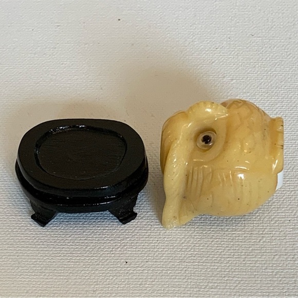 Vintage Yellow Jasper Owl Carving with Wood Stand Chubby Bird Mini Statue 1.4" - Picture 13 of 13